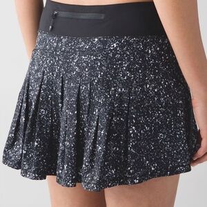 Lululemon Circuit Breaker Skirt (splatter white black)